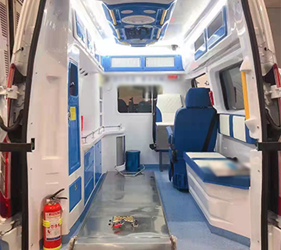 精河县车辆内部展示