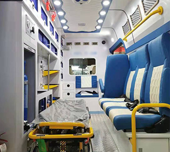 精河县车辆内部展示